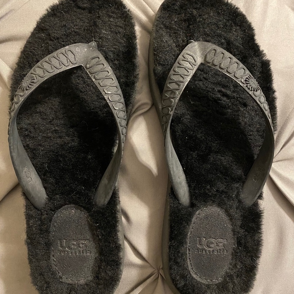 Ugg Flip Flops